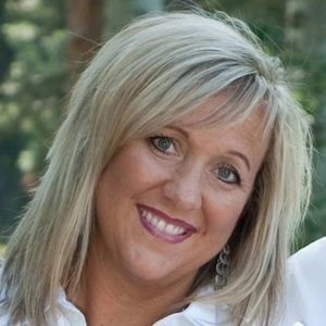 Meet your Posher, Shellene